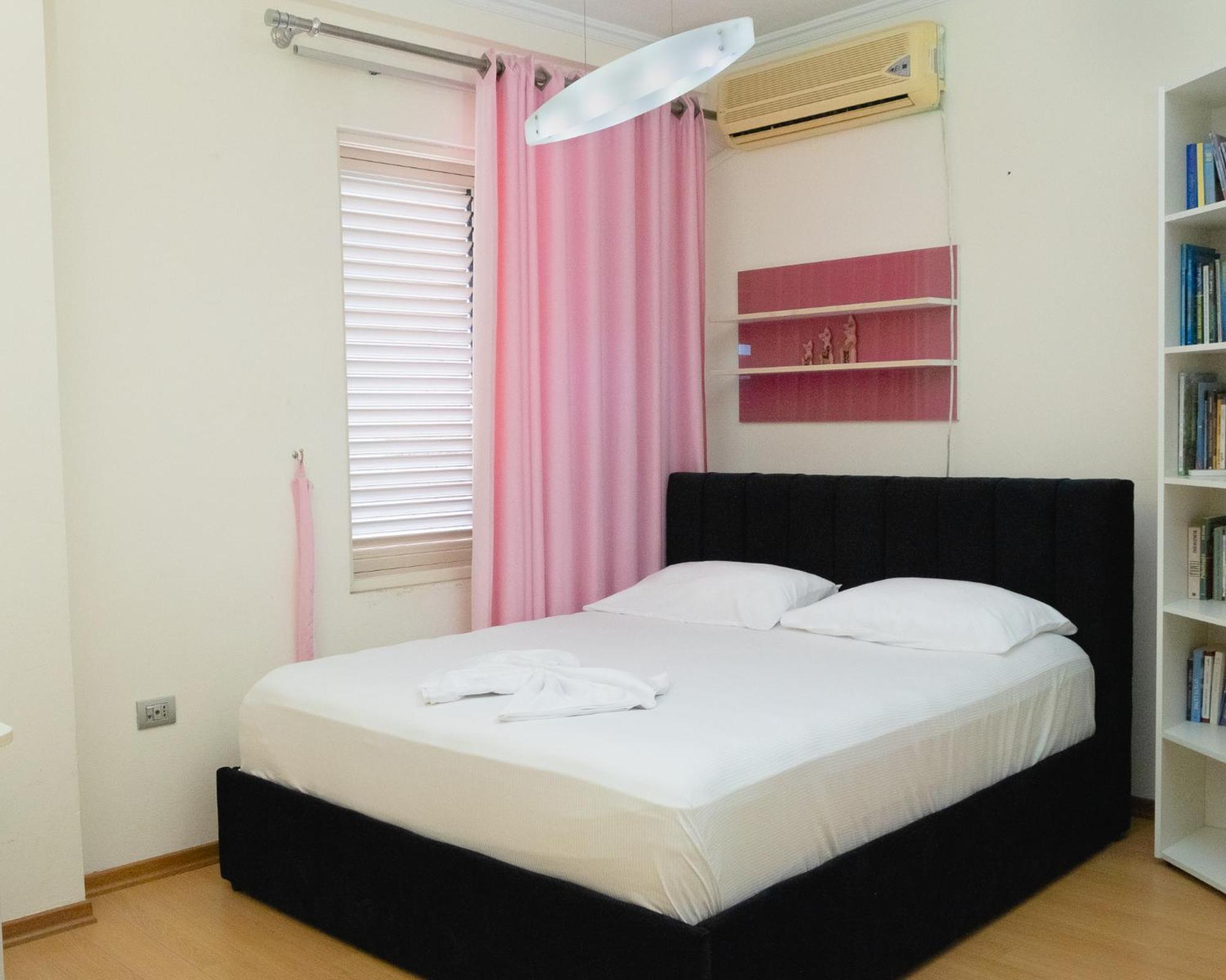 Albjona Guesthouse Тирана Экстерьер фото